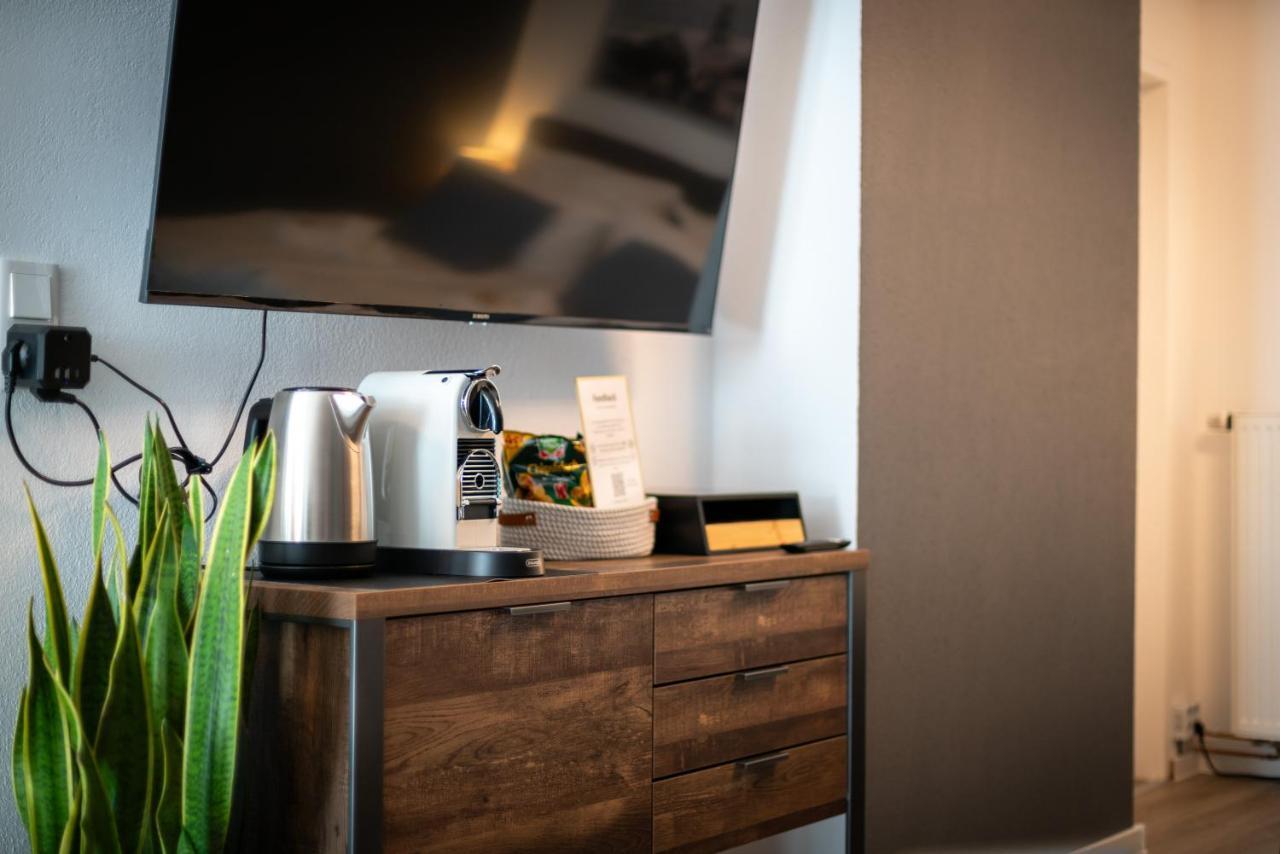 Federnest - Luxus-Studio - Kingsize Boxspringbett - Home-Office Mit Monitor Und Drucker - 11 Min Hbf Duisburg Exterior foto